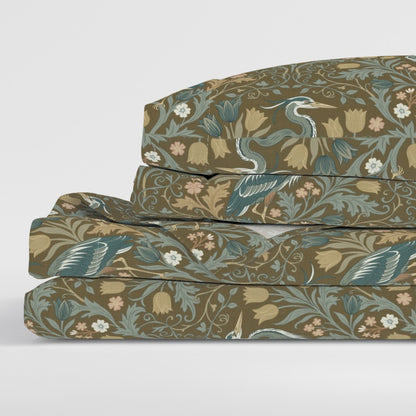 Heron with tulips and botanical vines in William Morris-Inspired style Sheet Set — Large Scale — cocoa colorway