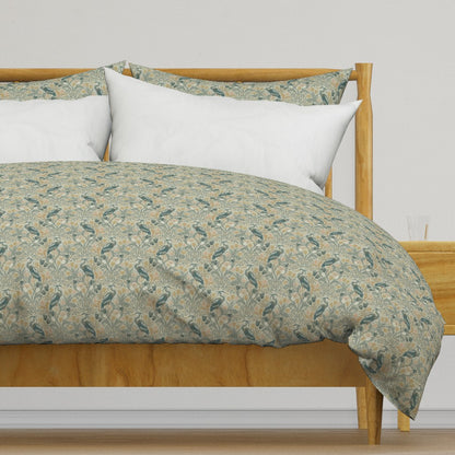 Heron with tulips and botanical vines in William Morris-Inspired style Duvet Cover — Small Scale — tan