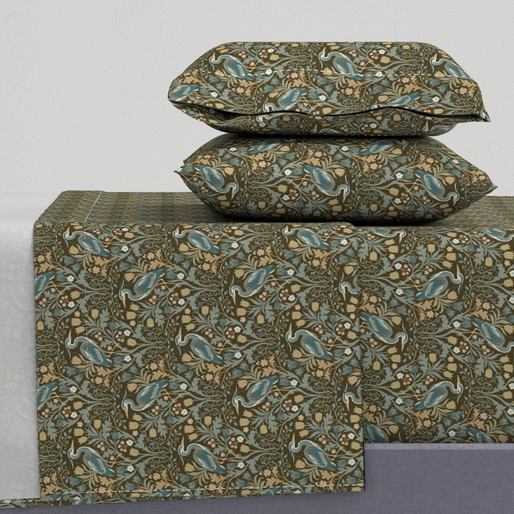 Heron with tulips and botanical vines in William Morris-Inspired style Sheet Set — Small Scale — brown